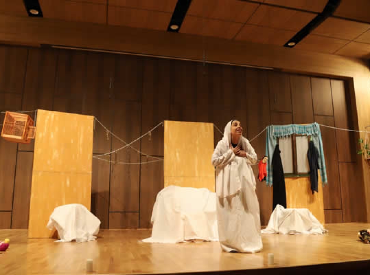 Filistin Hakkında Konuşmalıyız tiyatro oyununa yoğun ilgi